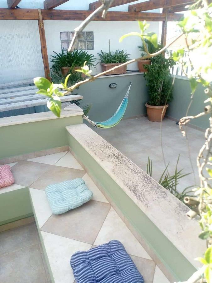 "Green Apartment" Close To Port & Center - Parking Patras Esterno foto